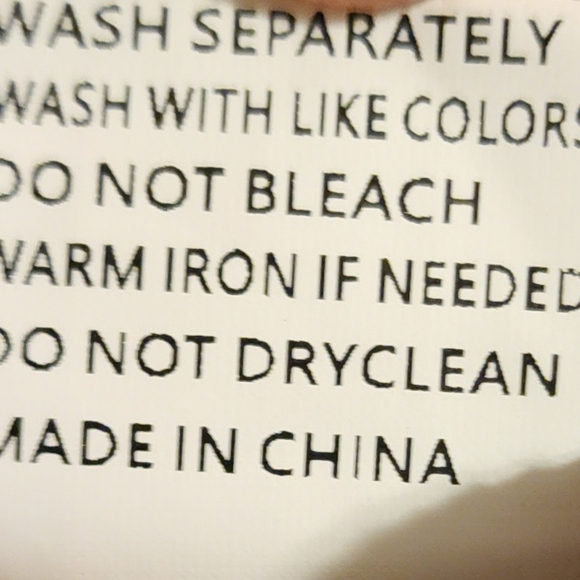 Lyaner split top romper. Small. Key hole back button closure. Neutral. Short V - Picture 6 of 16